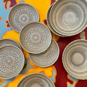 plato pan/aperitivo gris